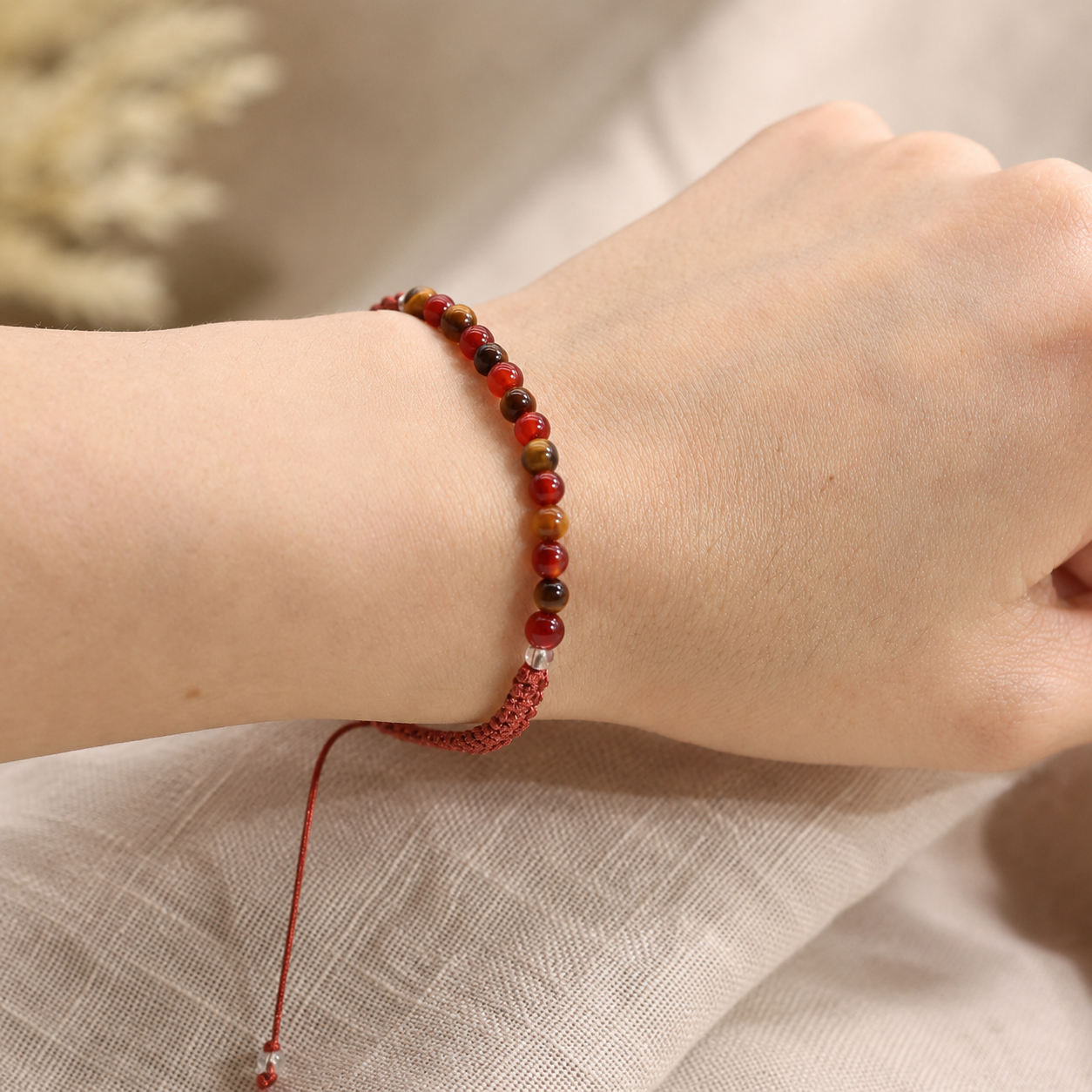 Zodiac Crystal Candle with Gemstone Bracelet - Leo