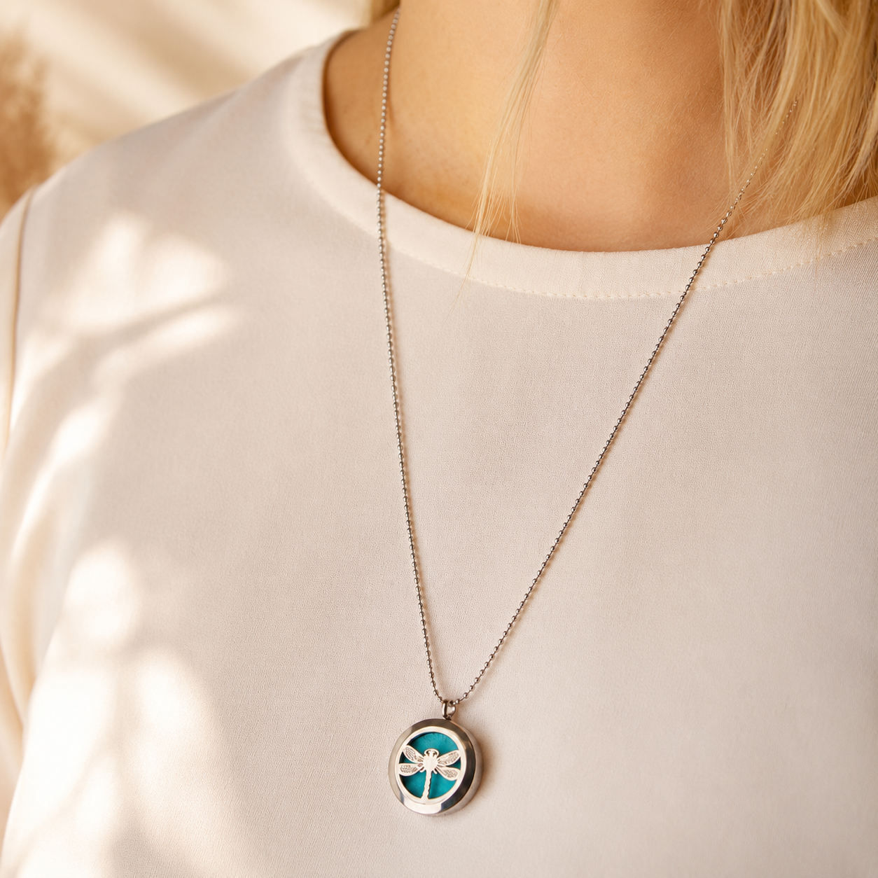 Dragonfly Aromatherapy Diffuser Necklace - 25mm