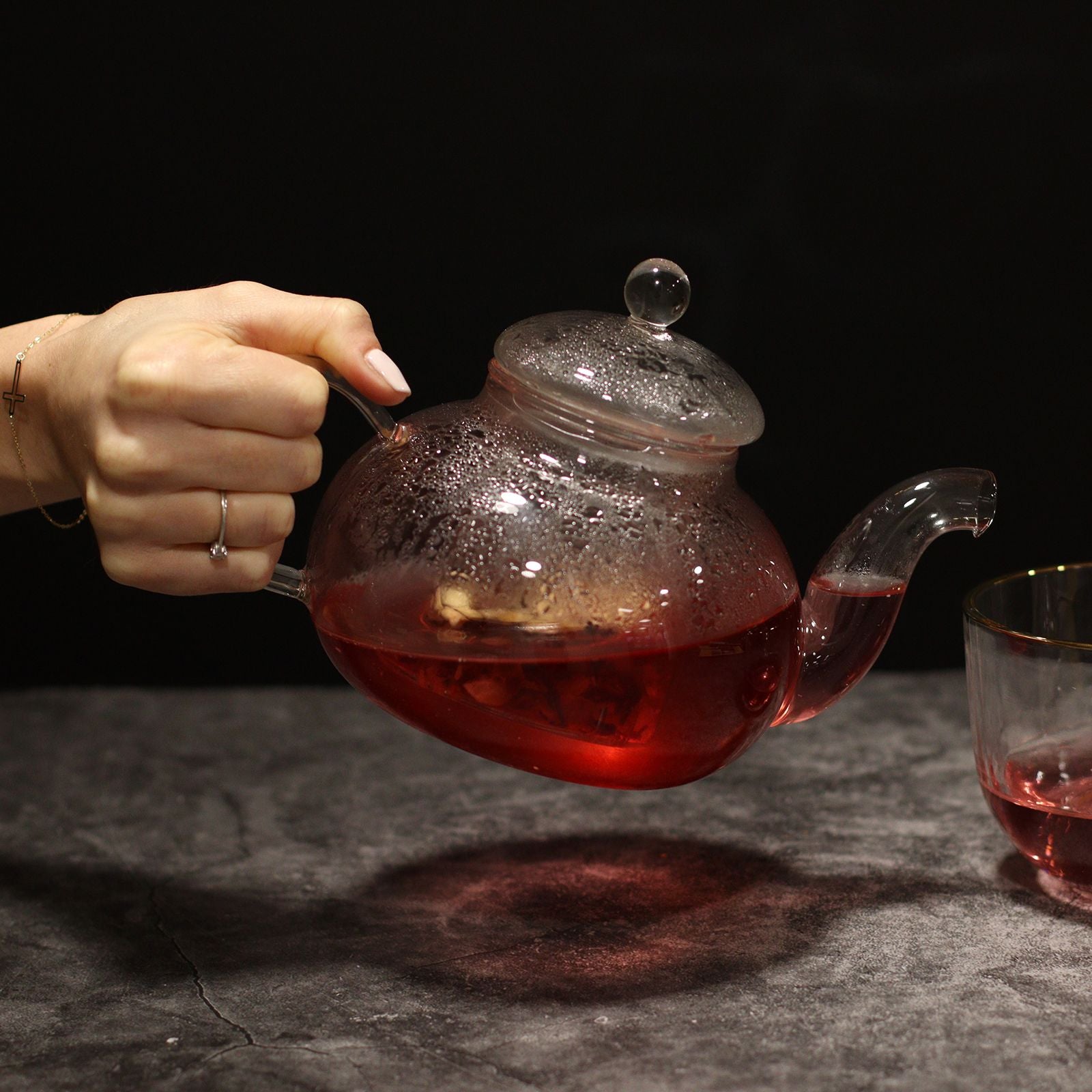Round Pearl Glass Infuser Teapot - 800ml